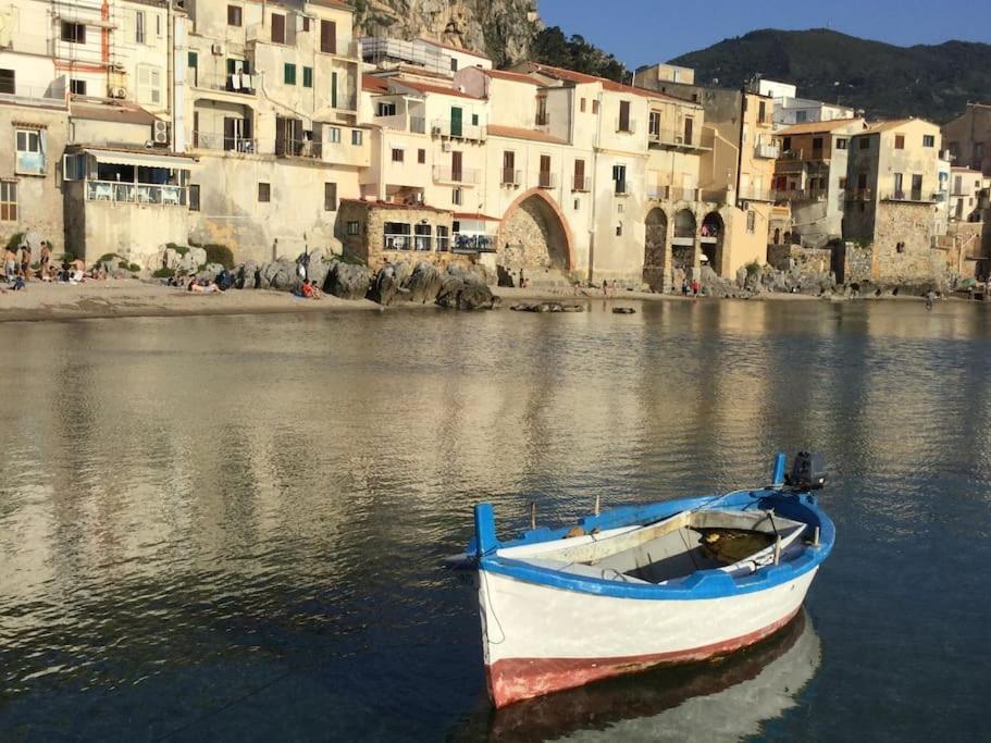 Fondachelli Lägenhet Cefalù Exteriör bild
